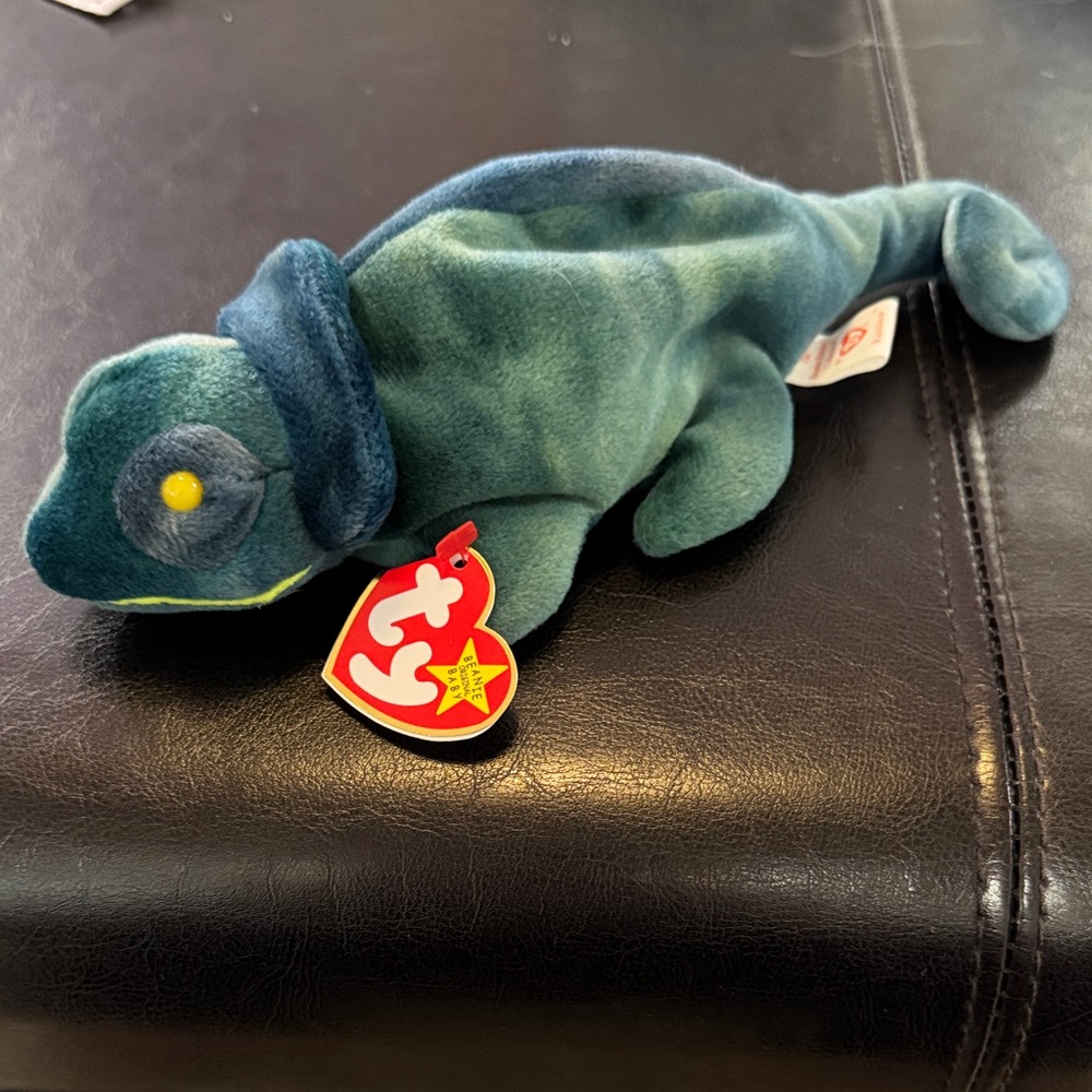 Ty “Rainbow” Beanie Baby Blue Chameleon Plush Toy
